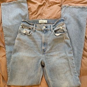 Abercrombie & Fitch The 70’s Vintage Flare Ultra High Rise